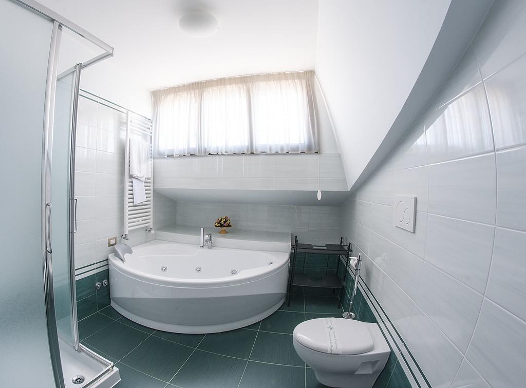 Domus Traiani Fiumicino Hotel Pokój zdjęcie
