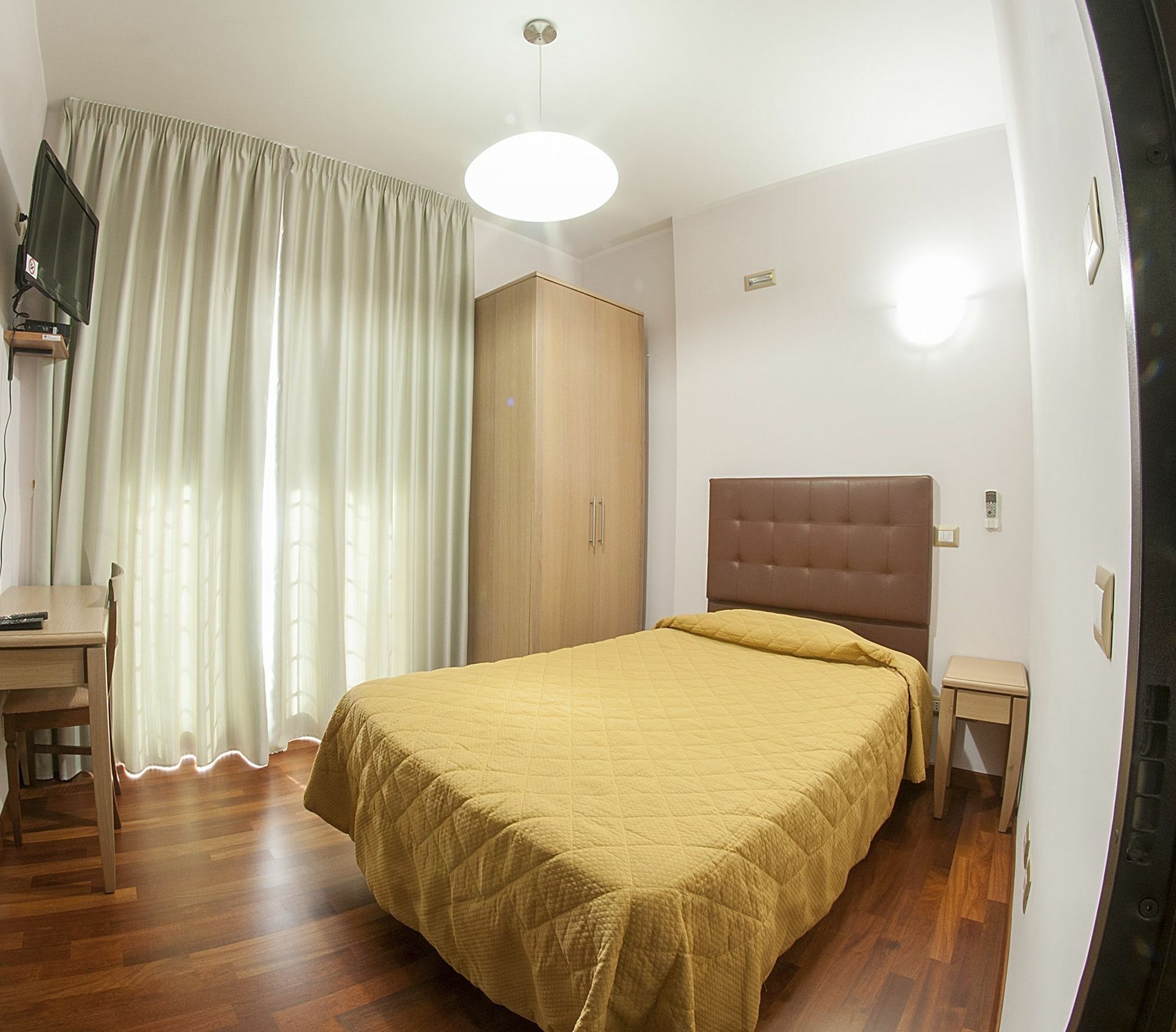 Domus Traiani Fiumicino Hotel Zewnętrze zdjęcie